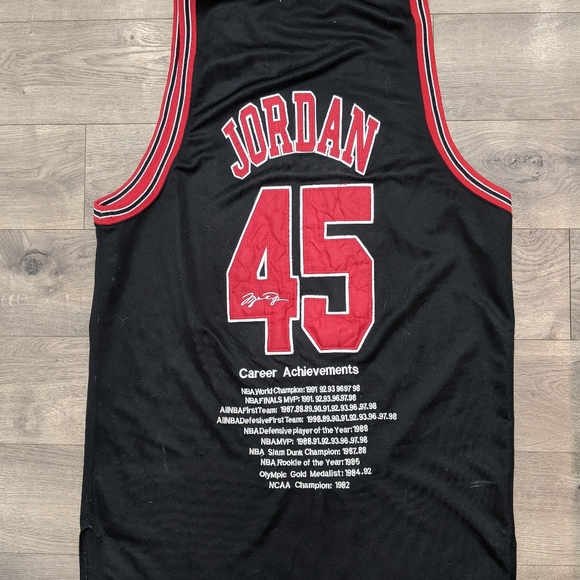 Michael Jordan Mitchell and Ness Jersey - Picture 5 of 8